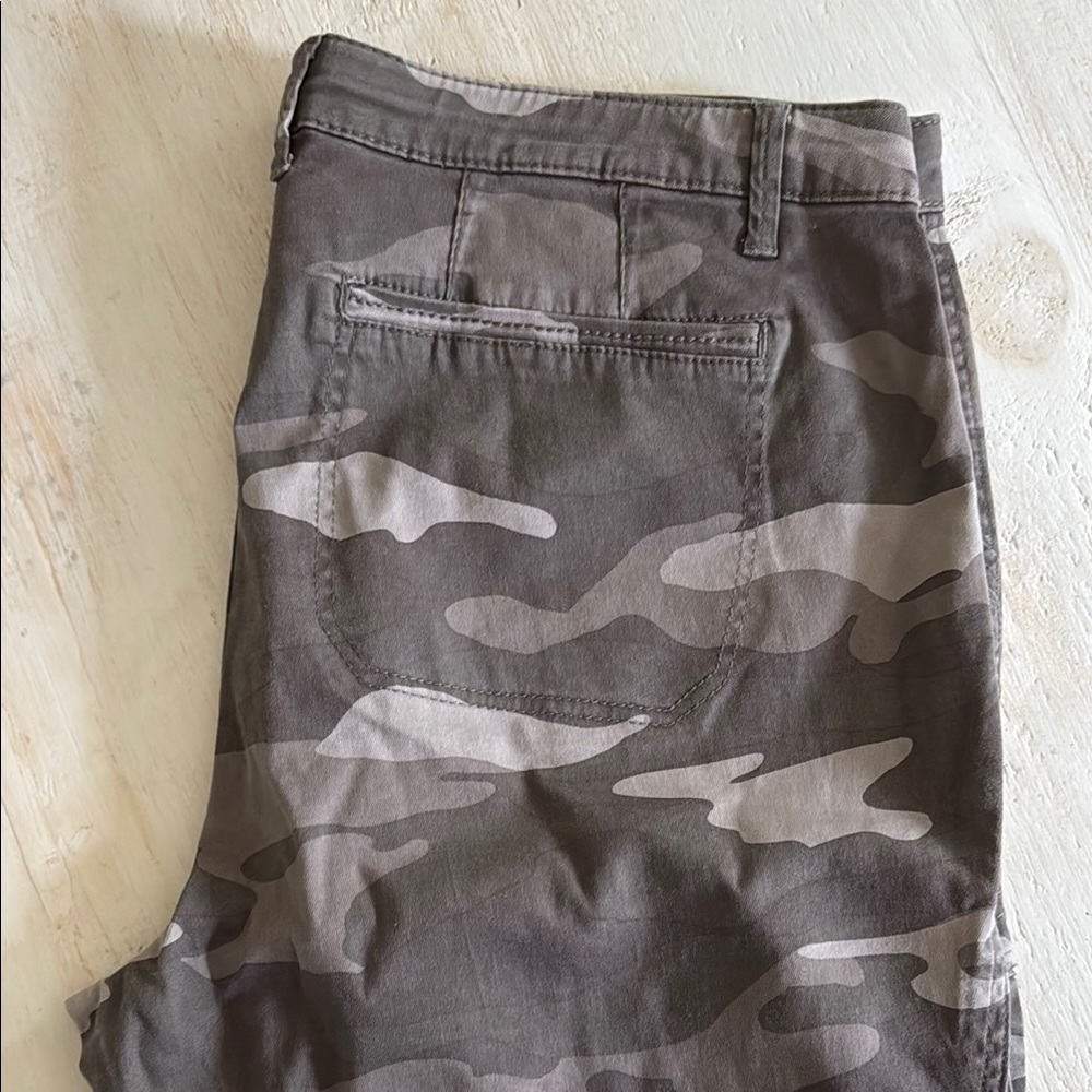 Wit & Wisdom Gray Skinny Pants